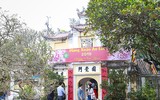 Đầu xuân chiêm bái chùa Một Cột